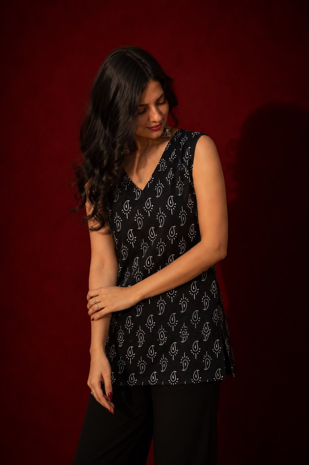 Noir Ikat Kurti